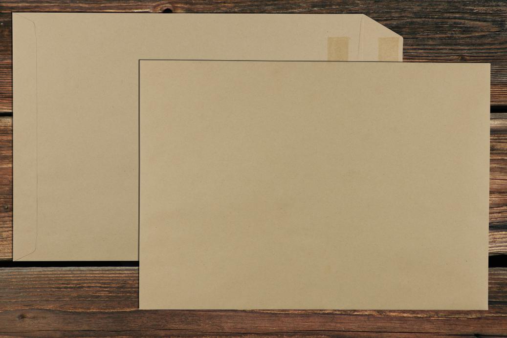 Versandtaschen C4 229x324 mm Nassklebend Braun 90 g/qm